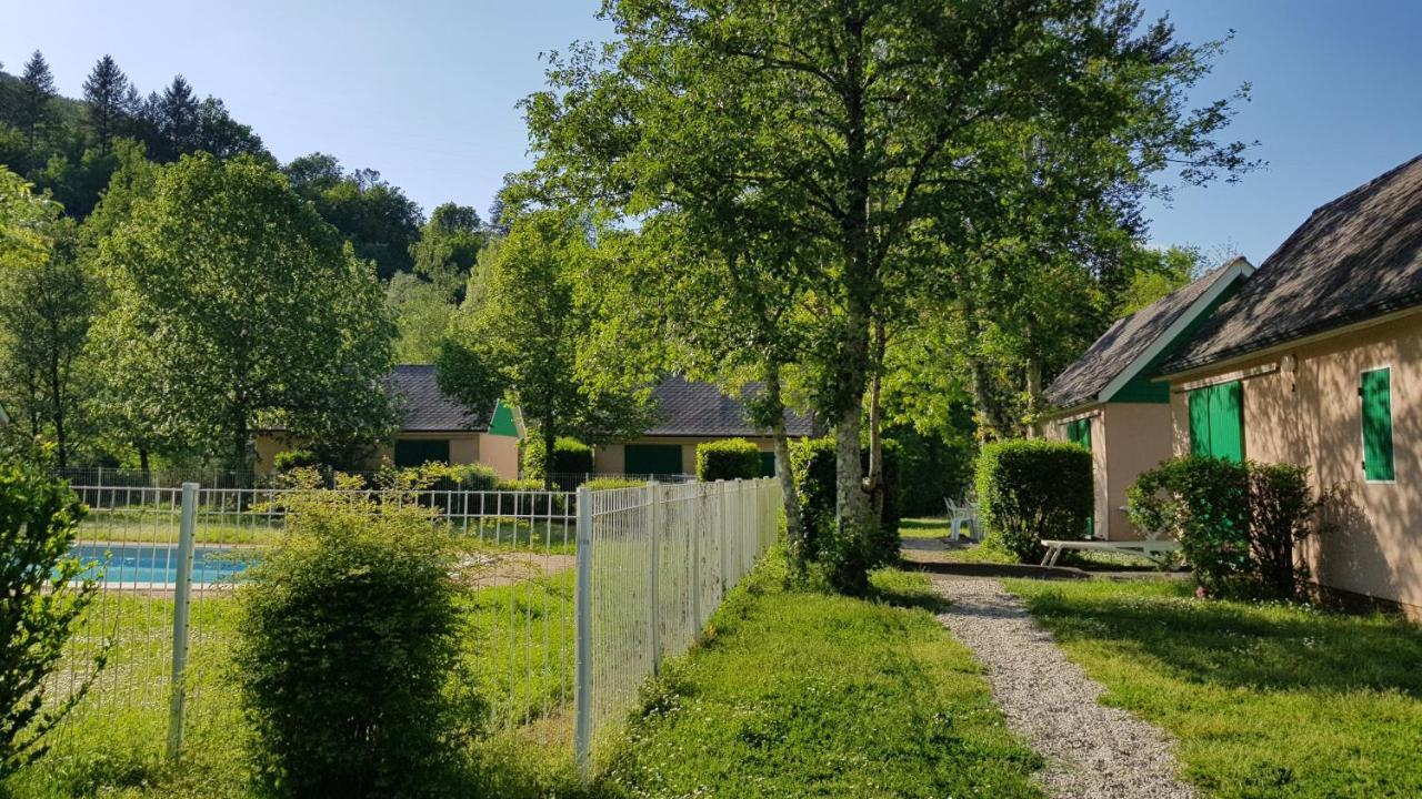 Village De 19 Gites Avec Piscine Et Restaurant, Grand Vabre Nature Conques Exterior foto